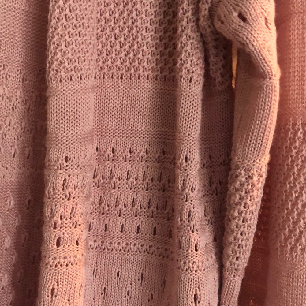 Pink Duster - Picture 3 of 4